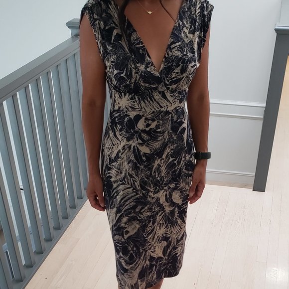 VeronicaM Dress - Size 3/4 (small - med) - Picture 5 of 6